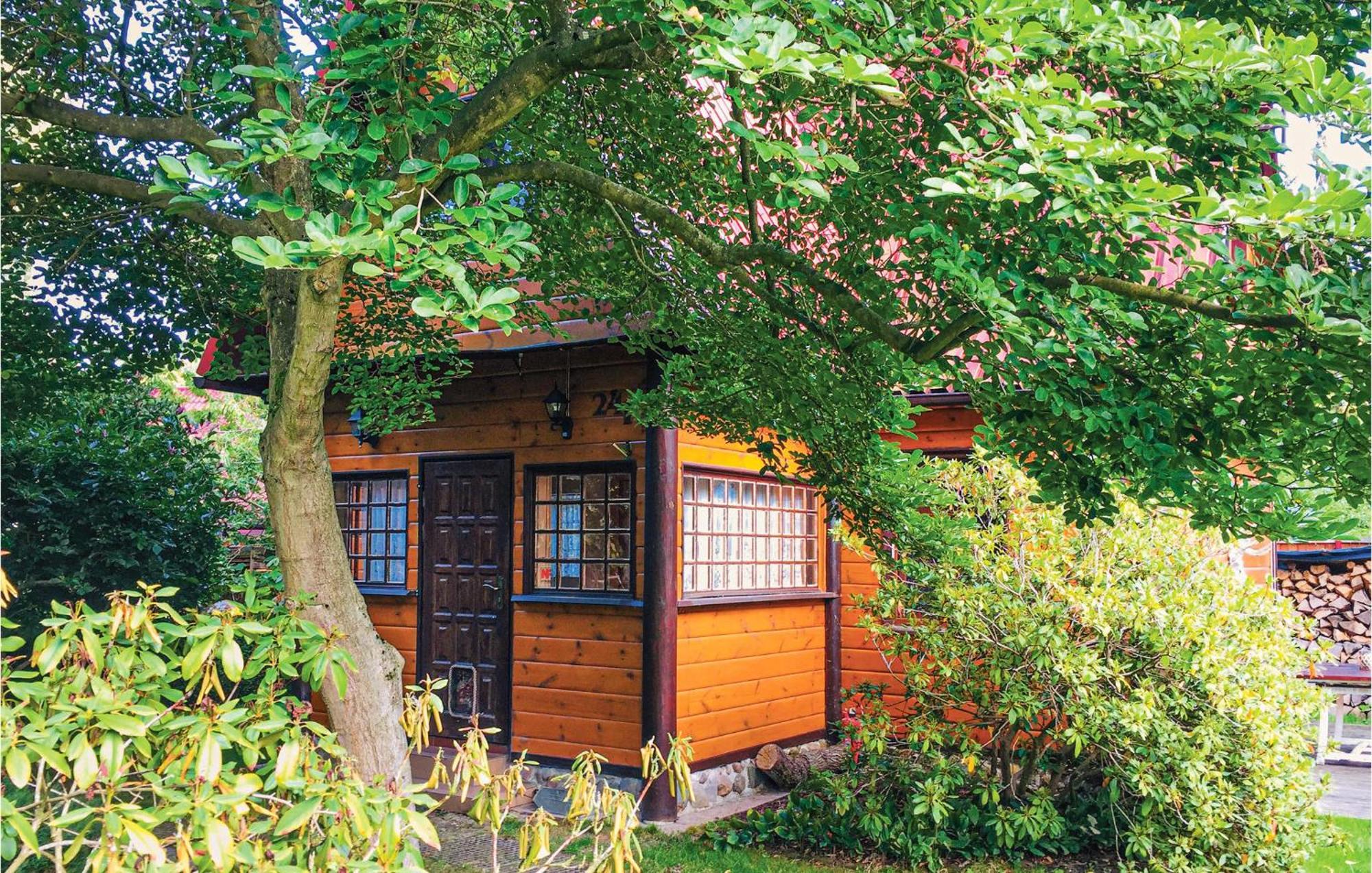 3 Bedroom Lovely Home In Nowe Warpno Bagian luar foto
