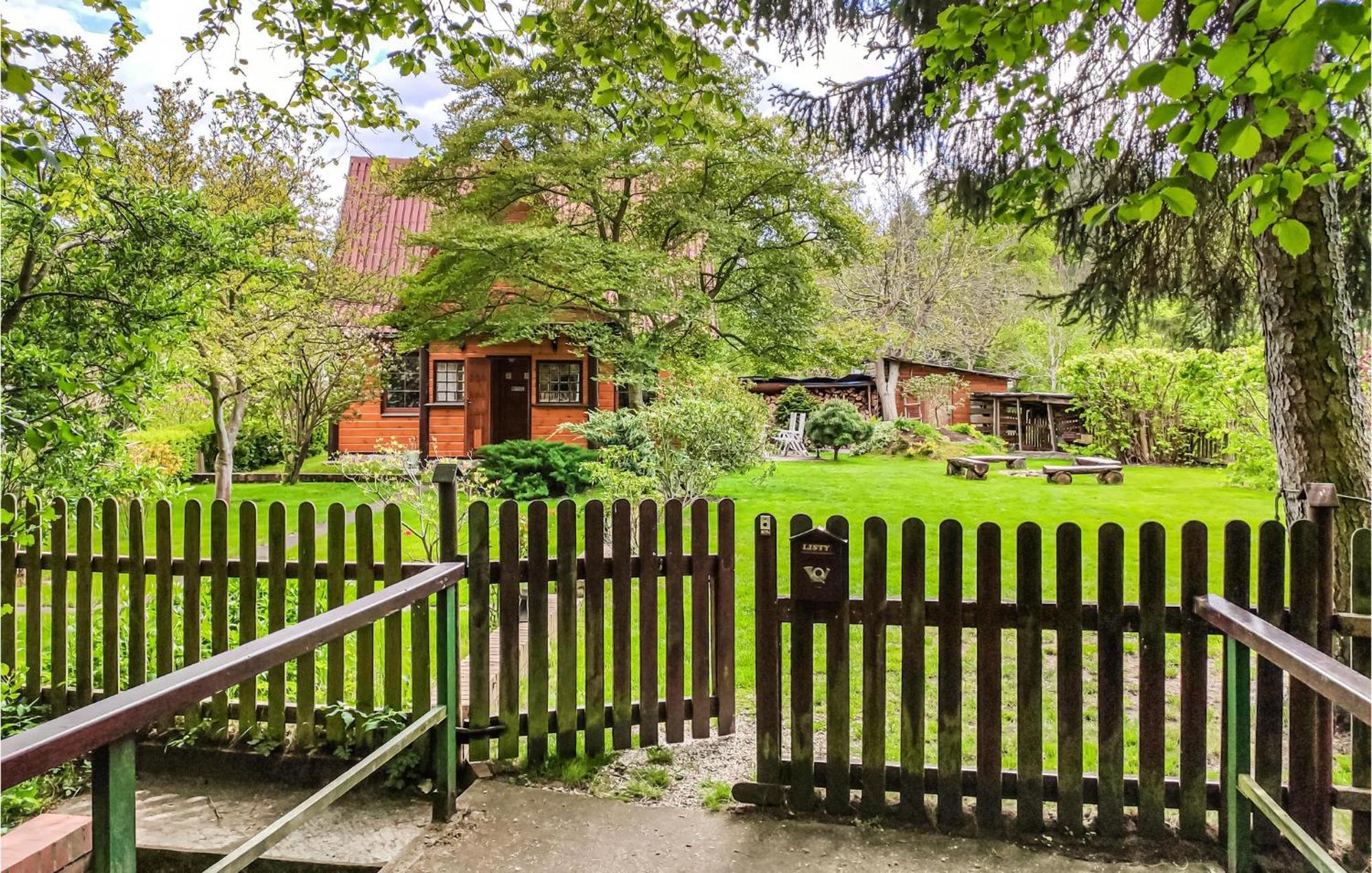 3 Bedroom Lovely Home In Nowe Warpno Bagian luar foto